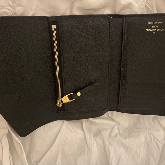 Black Louis Vuitton wallet - Picture 4 of 4